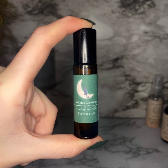 ✨Essential Oil Roller Perfume✨ - Picture 1 of 1